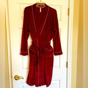Soft Knee-Length Robe Maroon Cozy Bath Lounge